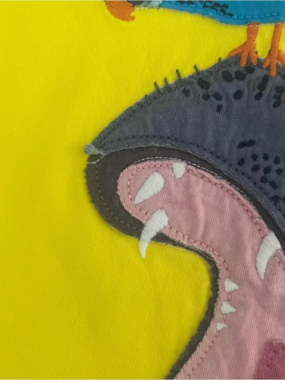 Mini Boden (7|8y) Hippo Appliqué Tee - Picture 5 of 12